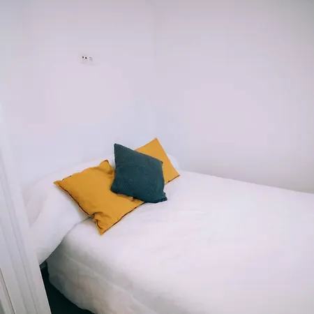 Old Side Apartment *